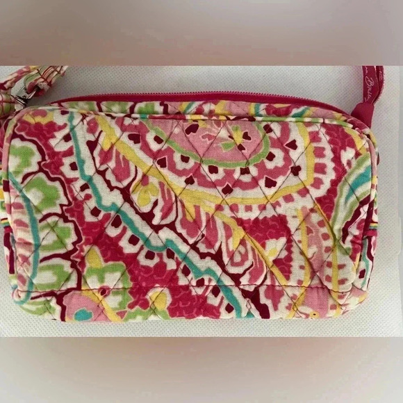 RETIRED: Vera Bradley | Capri Melon wristlet handbag. - Picture 2 of 11